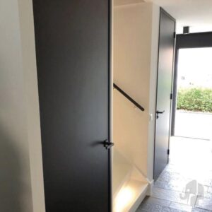 Porta Alta Piatto Negro kamerhoog