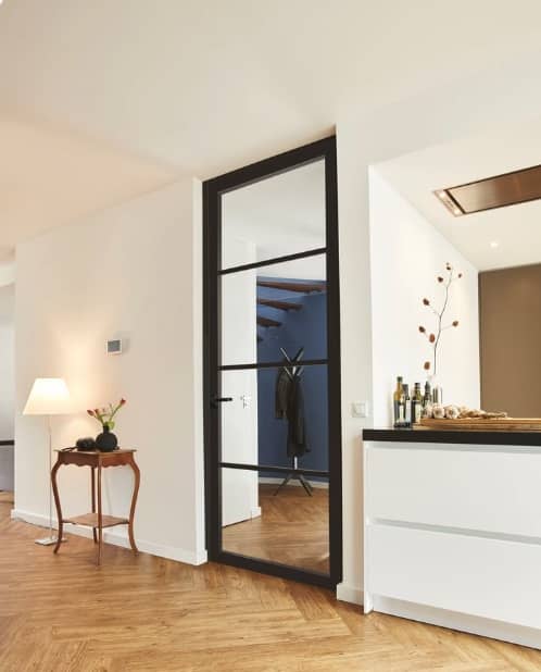 Binnendeur met glas in een bestaand muur
