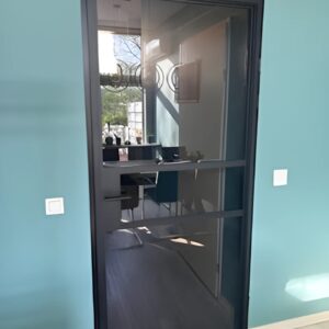 aluminium binnendeur maia met rookglas